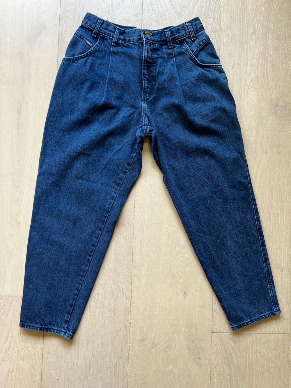 Vintage 80s/90s Chic Pleated High Rise Tapered Mom Jeans 13P